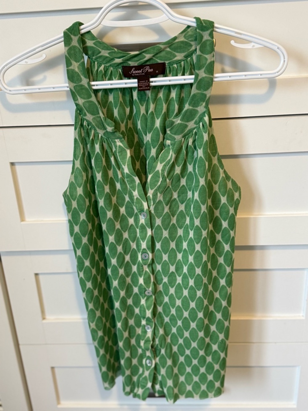 Sweet Pea Green Geometric Sleeveless Button-Up Top